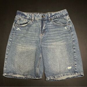 Wild Fable Women's Mid-Rise EasyRigid Long Denim Shorts Size 8 Skater Stretch